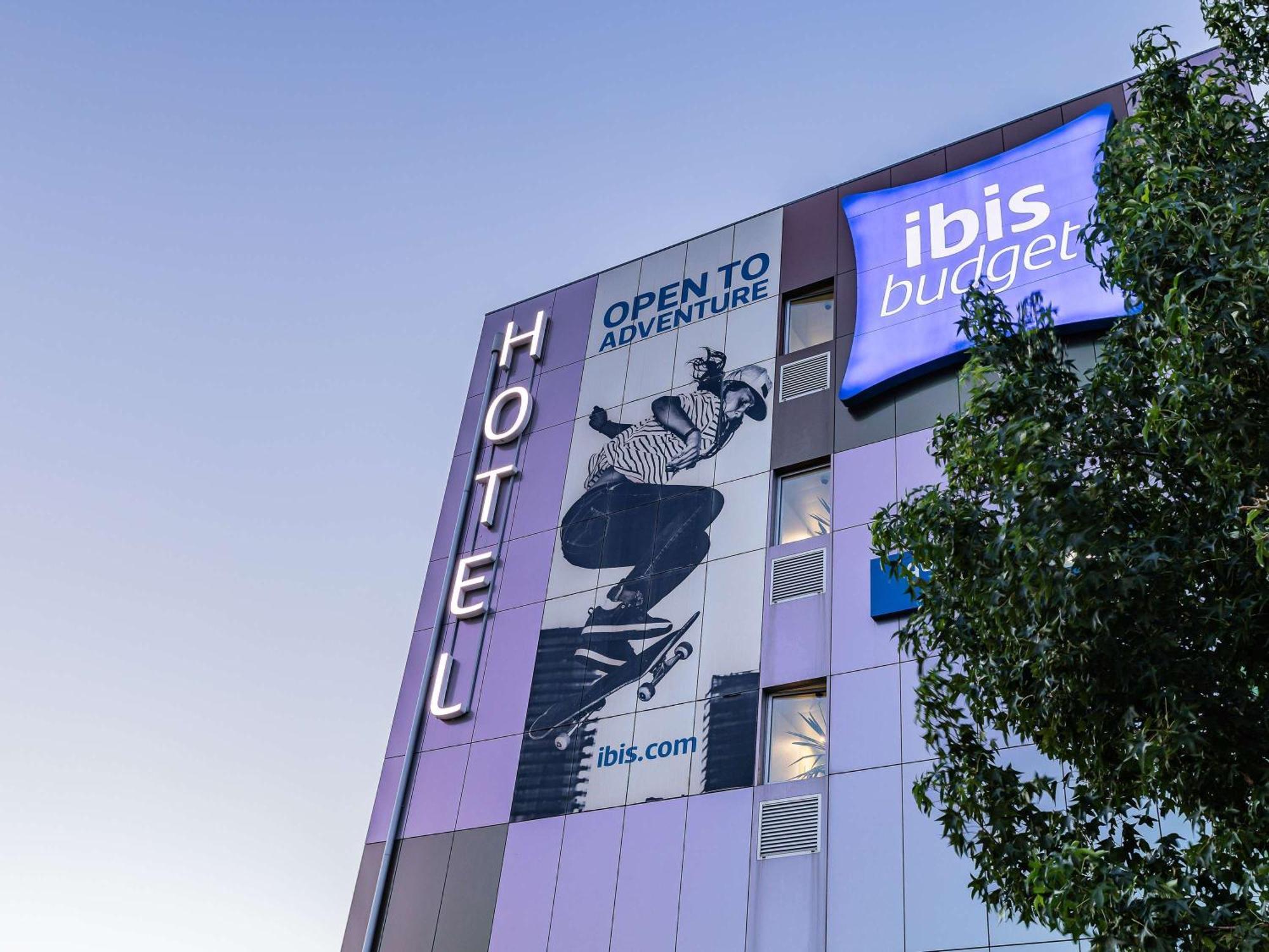 Hotel Ibis Budget Porto Gaia Vila Nova de Gaia Exterior photo