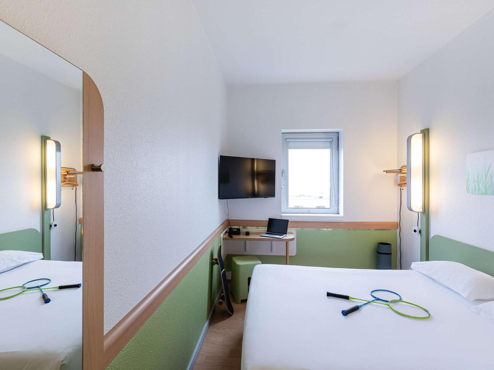 Hotel Ibis Budget Porto Gaia Vila Nova de Gaia Exterior photo